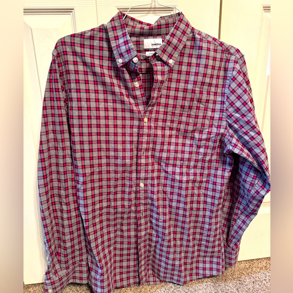 Men's Plaid Button-Down Shirt in Red and Blue